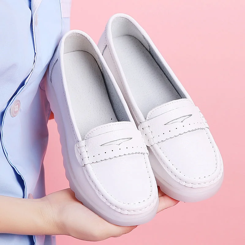 Women's Nurse Loafers Leather Super Soft Bottom Non-slip Nursing Shoes - Image 2