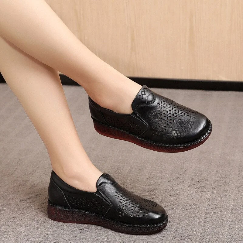 Spring Summer Slip On Women Shoes Hollow Breathable Genuine Leather Moccasins Flats Shoes Female - Image 2