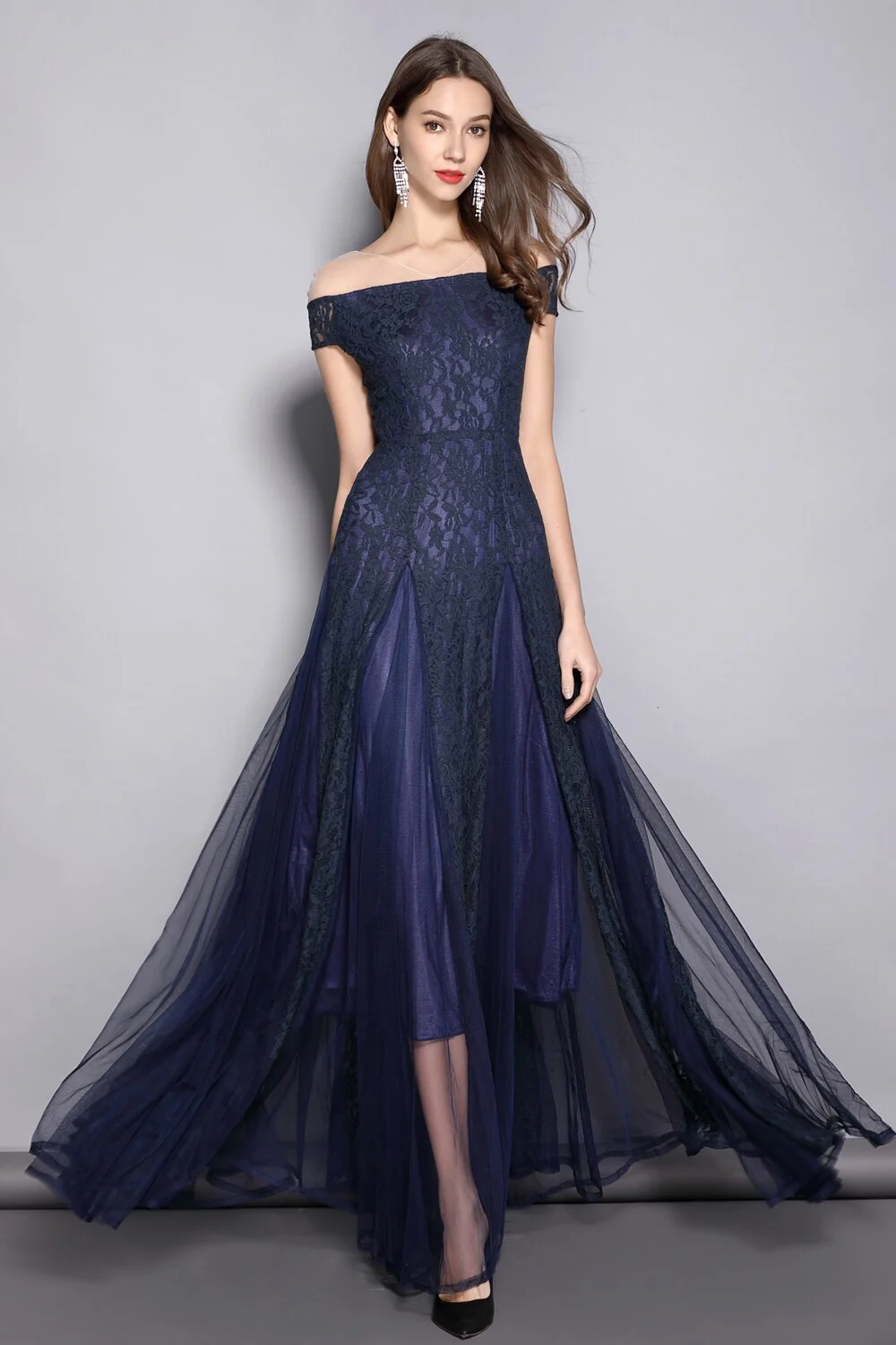 Women's V Neck Short Sleeves Embroidery Lace Elegant Party Prom Sexy Mesh Laid Over Elegant Long Runway Dresses - Image 3
