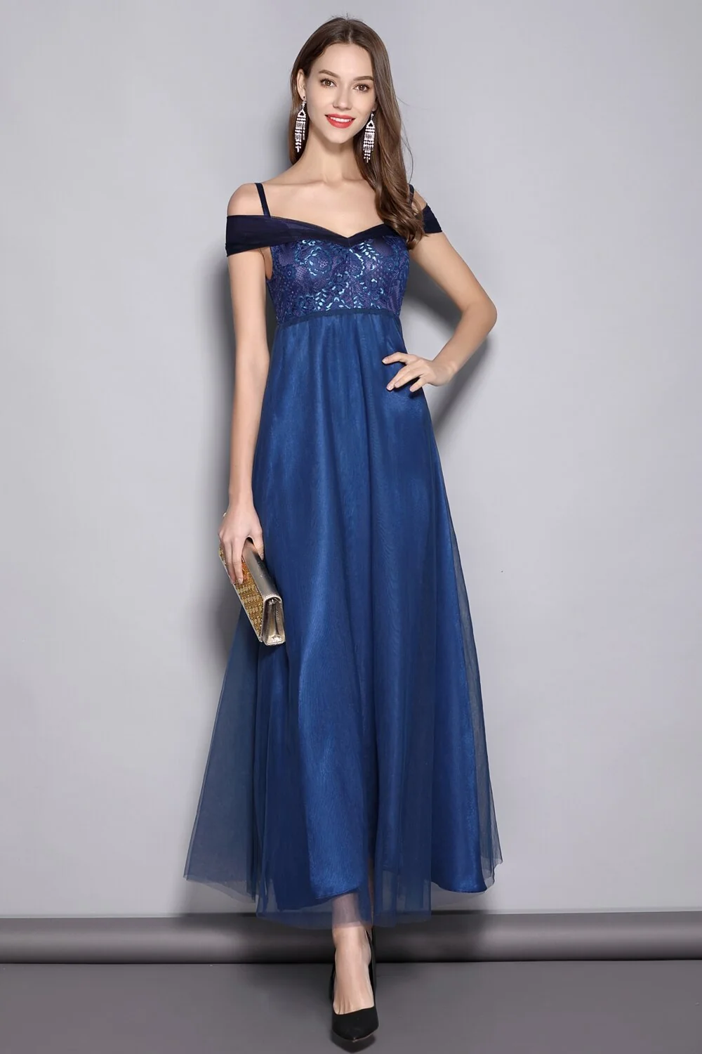Women's Spaghetti Straps Sexy Off the Shoulder Elegant Party Prom Long Runway Dresses - Image 12