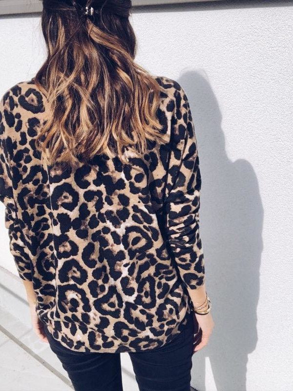 The Best Fashion Women Autumn V neck Tops Ladies Leopard Loose Tee Shirt Femme Long Sleeve Casual T-Shirt Streetwear Online - Takalr