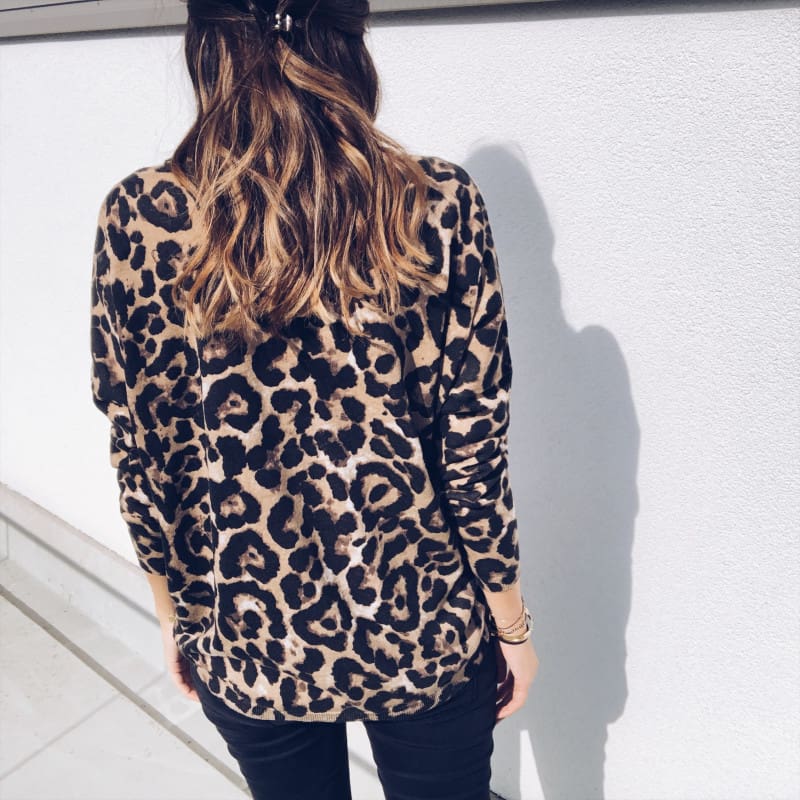 Fashion Women Autumn V neck Tops Ladies Leopard Loose Tee Shirt Femme Long Sleeve Casual T-Shirt Streetwear