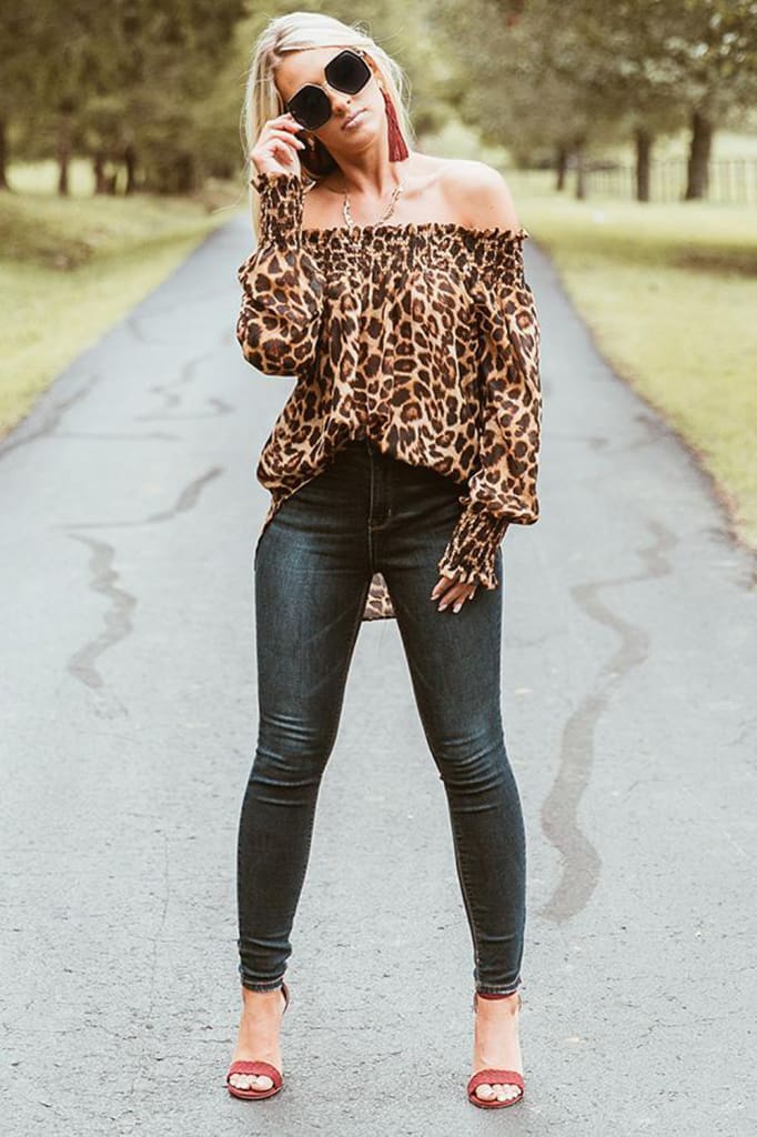 Fashion Women Off Shoulder Blouse Hot Sexy Ladies Leopard Print Long Sleeve Loose Holiday Casual Blouse Tops