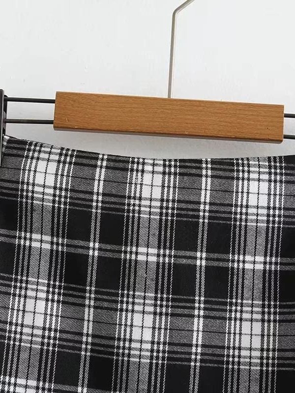 The Best Women White and Black Plaid Print Mini Skirt with Online - Takalr