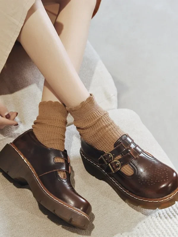 Women's shoes